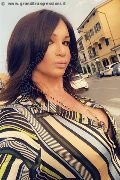 Losanna Trans Escort Pamy La Diva Stellare 324 78 19 703 foto selfie 1077